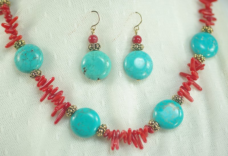 blueturquoiseandbamboocoralnecklaceset.jpg