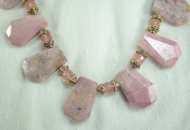 rhodoniteandcherryquartznecklace.jpg