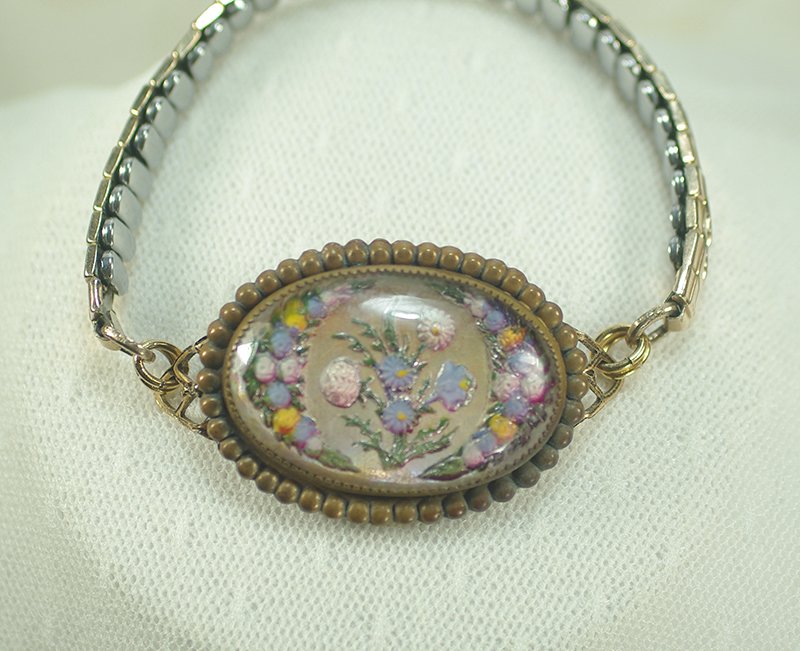 sreversecarvedandpastelpaintedfloralbracelet.jpg