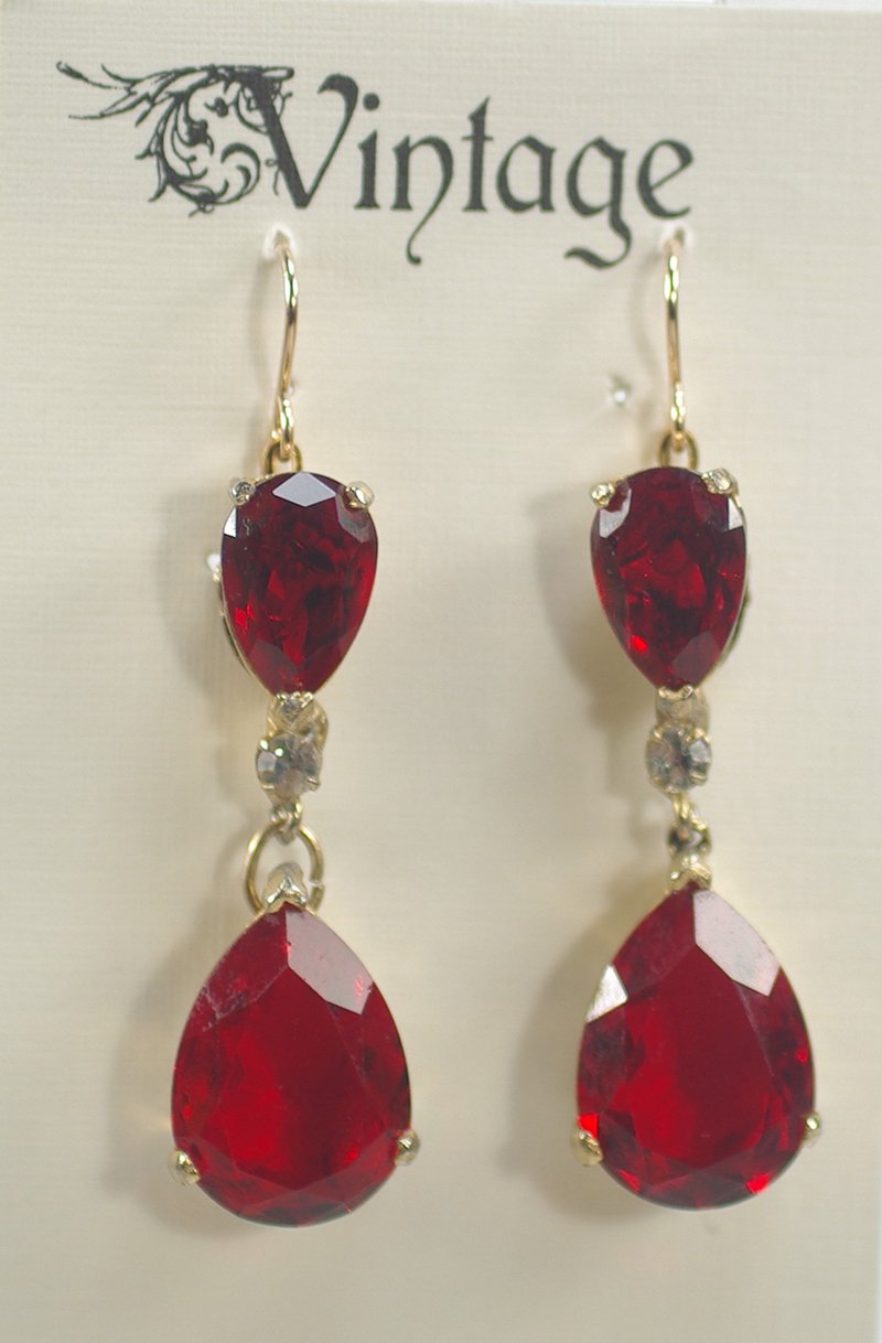 vintageredrhinestoneteardropearrings.jpg